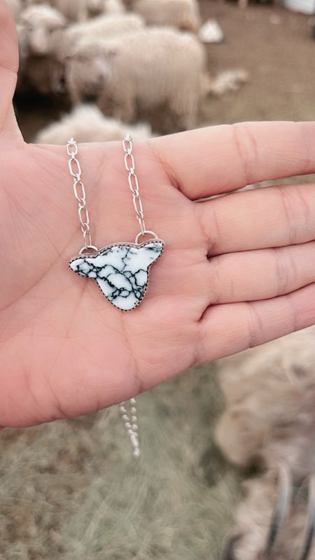 Dibé Necklace