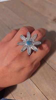 Daisy Ring