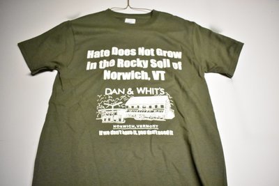 D&W Green T-shirt "Hate Does not grow" Small/ Medium