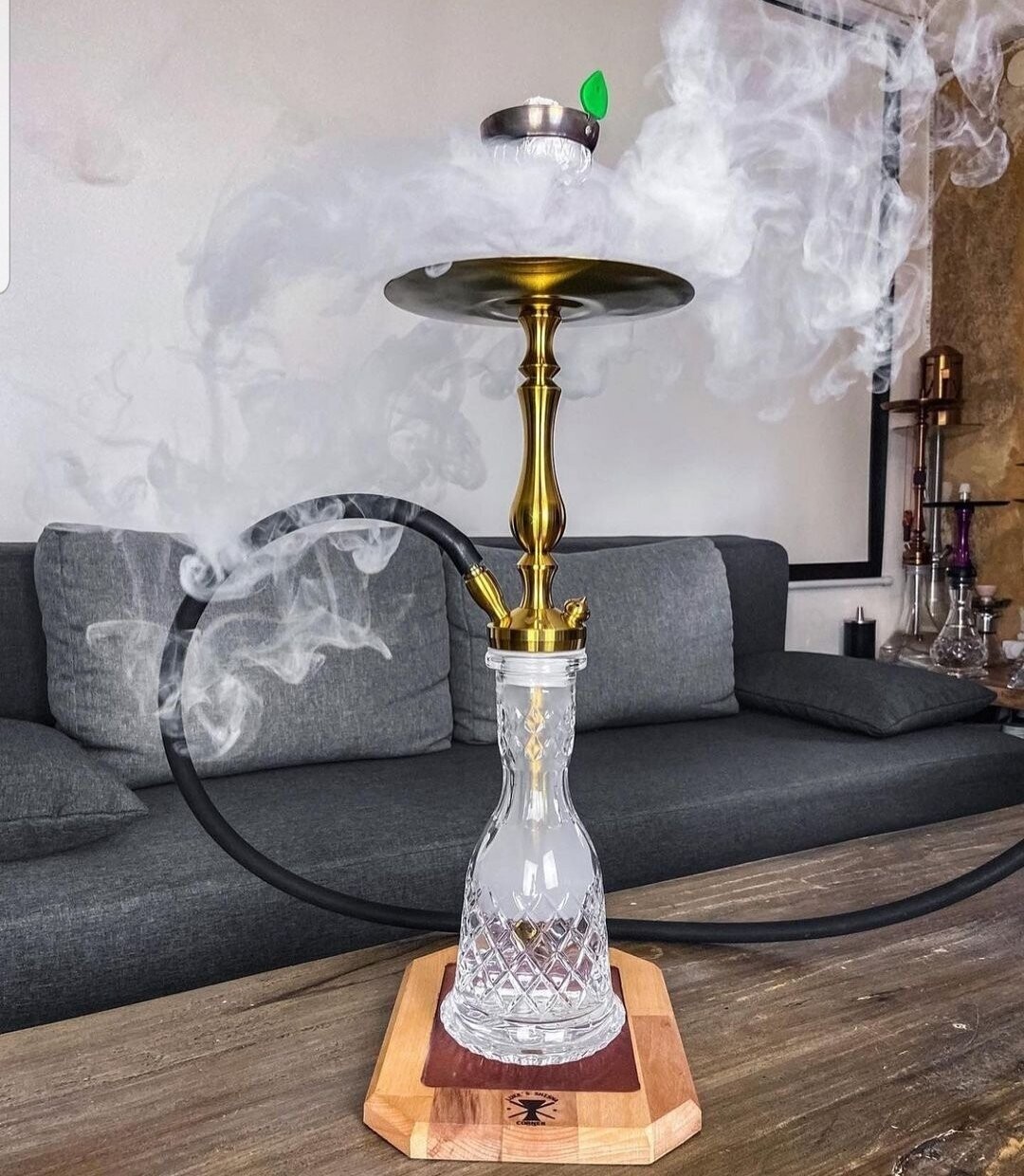 WD Hookah  T1G-15 - "Golden Hand"