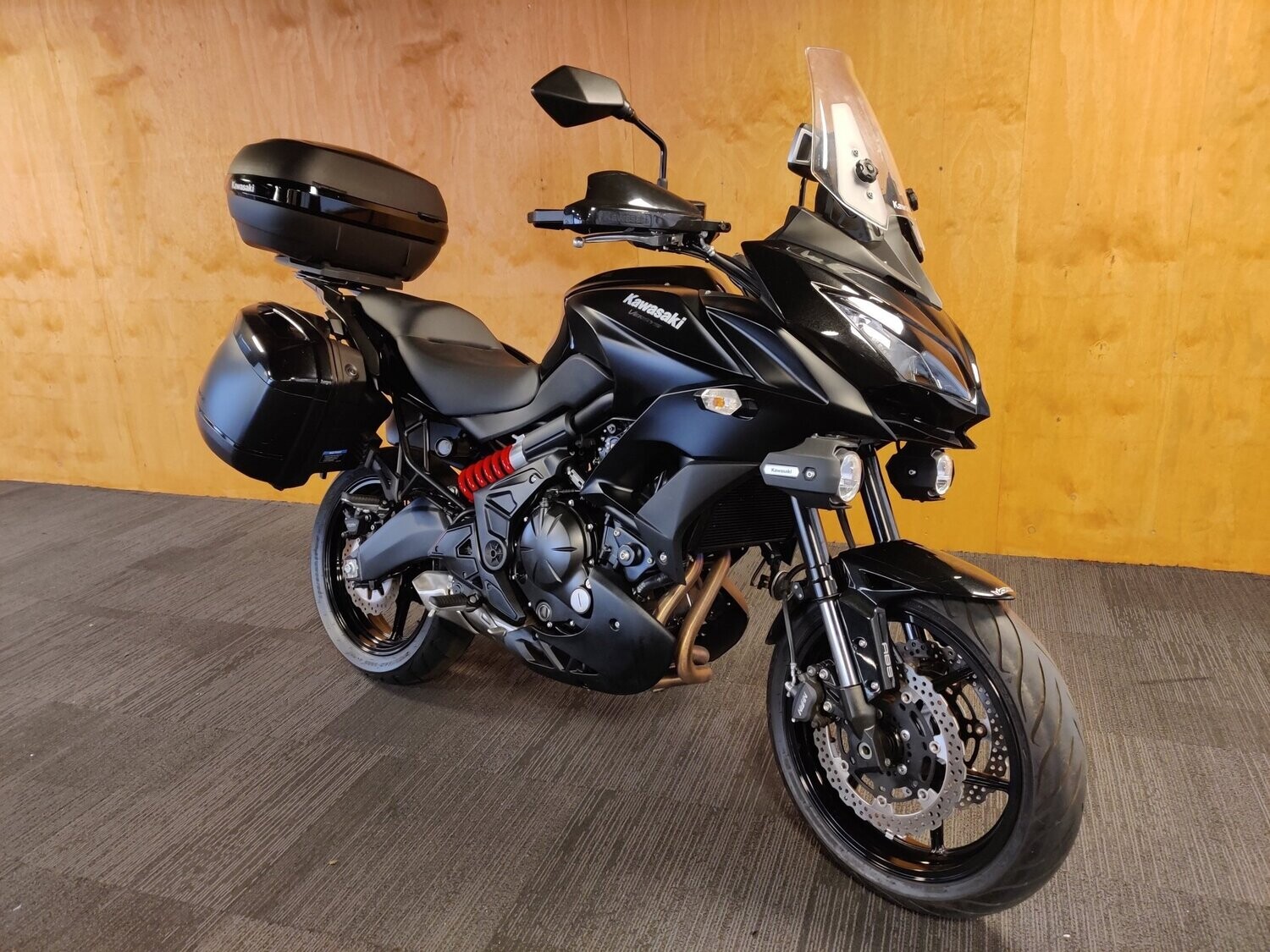 Kawasaki Versys 650 Grand Tourer Tomtom 2015