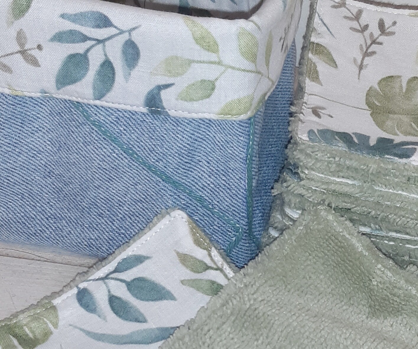 15 lingettes démaquillantes lavables et panier en jean recyclé Fern