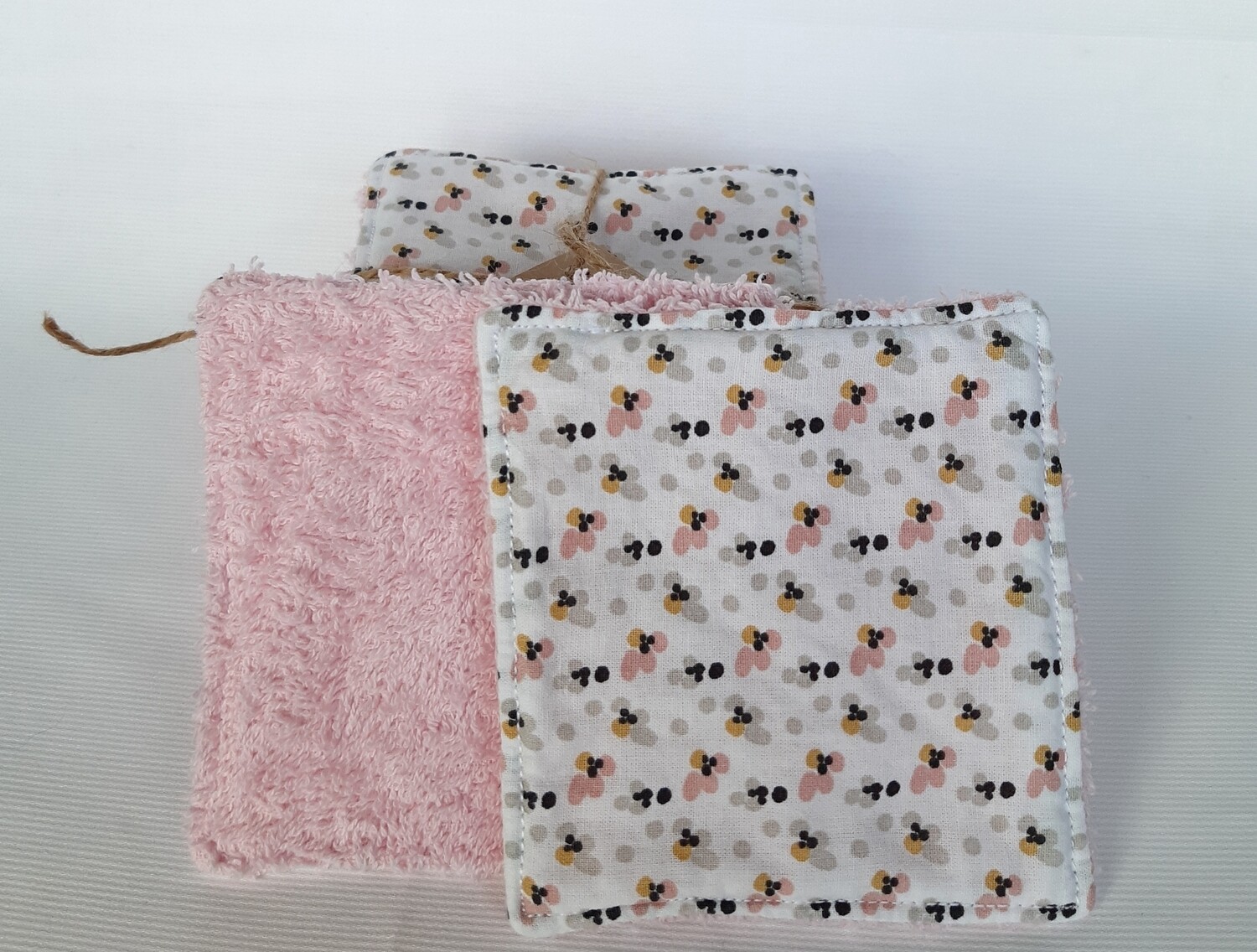 20 lingettes 10 x 10 lavables réutilisables et panier en jean recyclé Puna