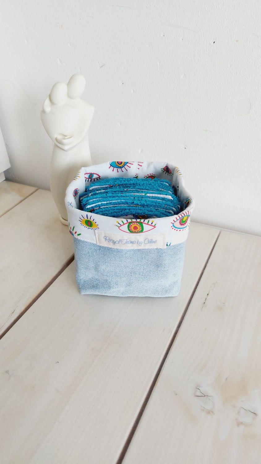 Lot 15 lingettes lavables et réutilisables Eyes dans leur panier en jean recyclé