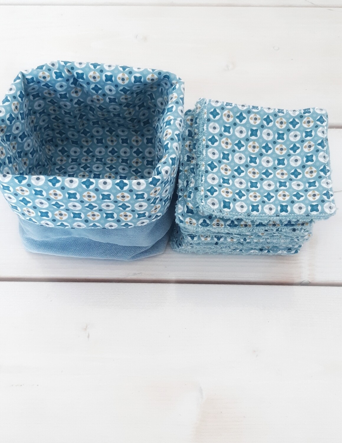 Panier et lingettes lavables vus de haut - Yonatan – coton à motif mosaïque 