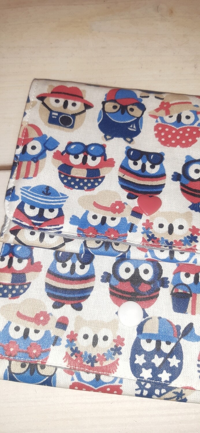 Lot Nascha – deux pochettes imperméables cousues main pour savon et shampoing solide, détails motifs hiboux et finitions 