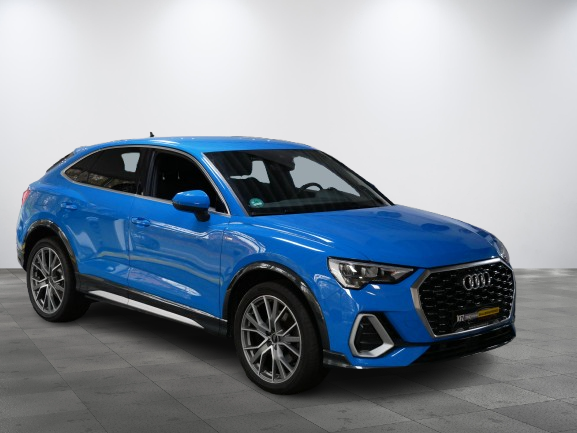 Audi Q3 Sportback 40 TFSI quattro S-LINE mit AHK Audi Q3 Sportback 40 TFSI quattro S-LINE mit AHK