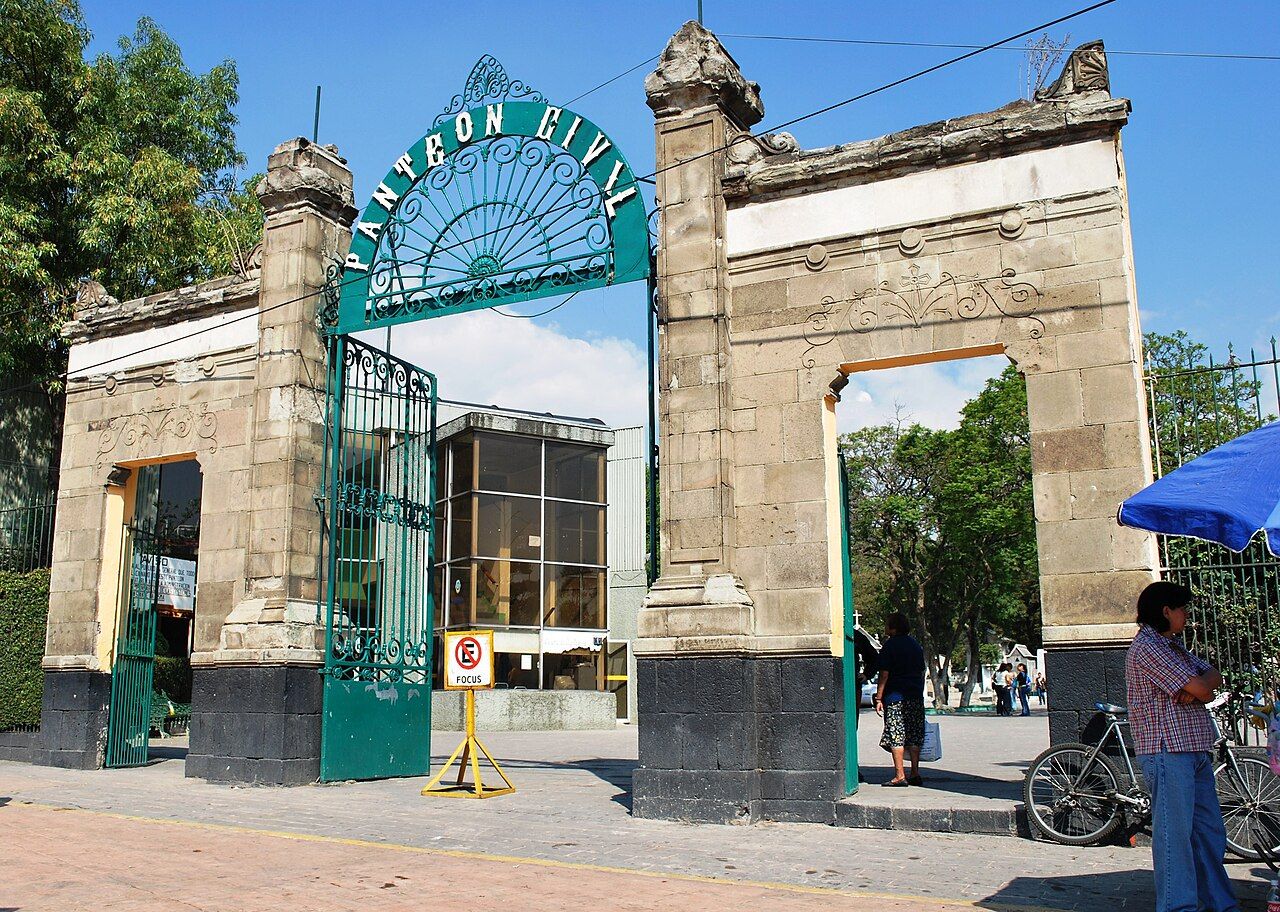 Panteón de Dolores y Rotonda de las Personas Ilustres Museologando