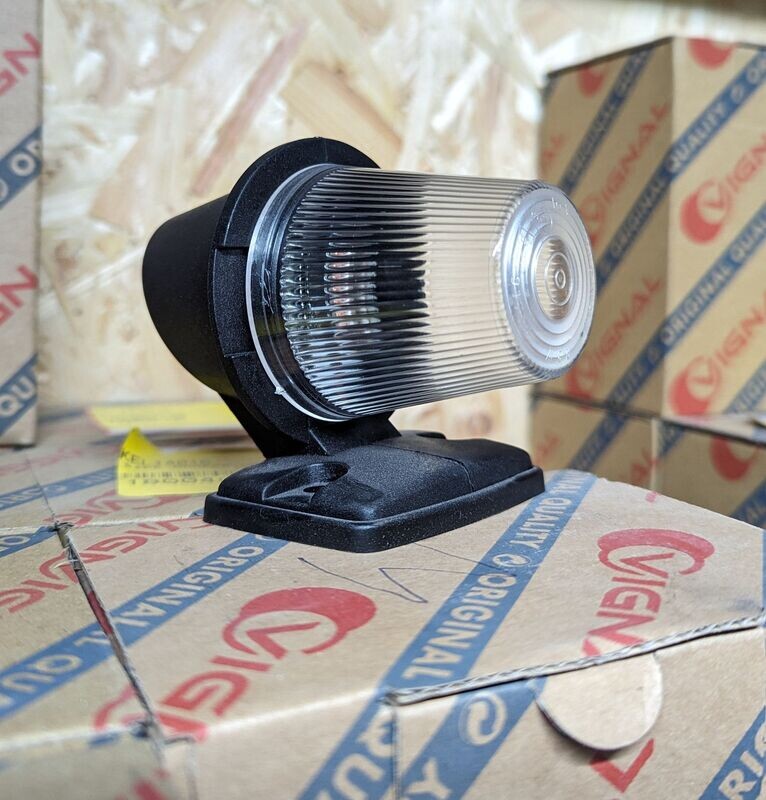 WHITE VIGNAL ROOF LAMPS
