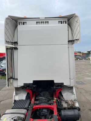 Rear wall