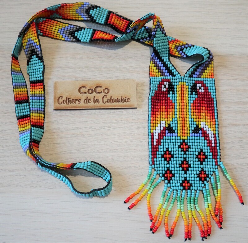 Collier perroquets bleu clair