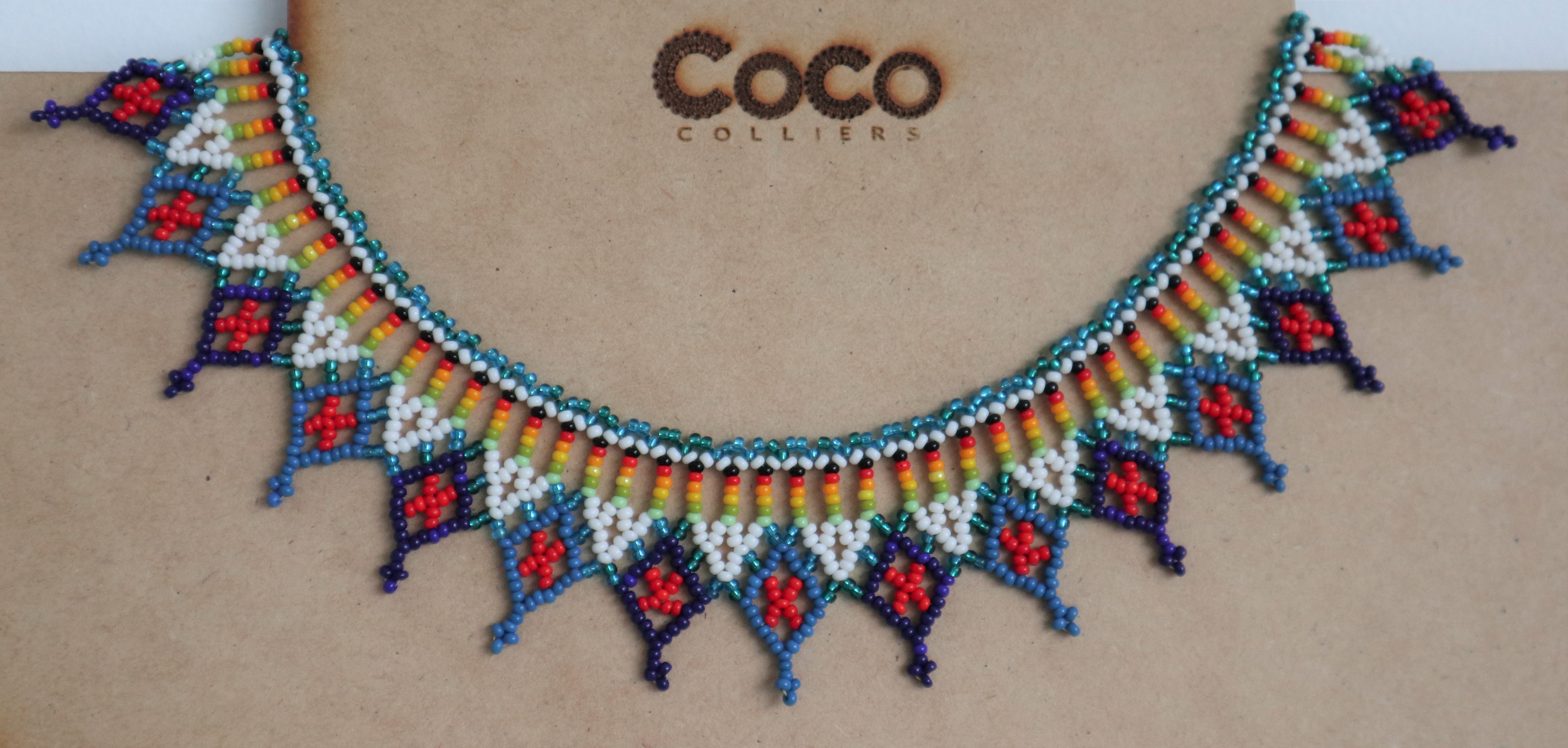 Collier multicolore