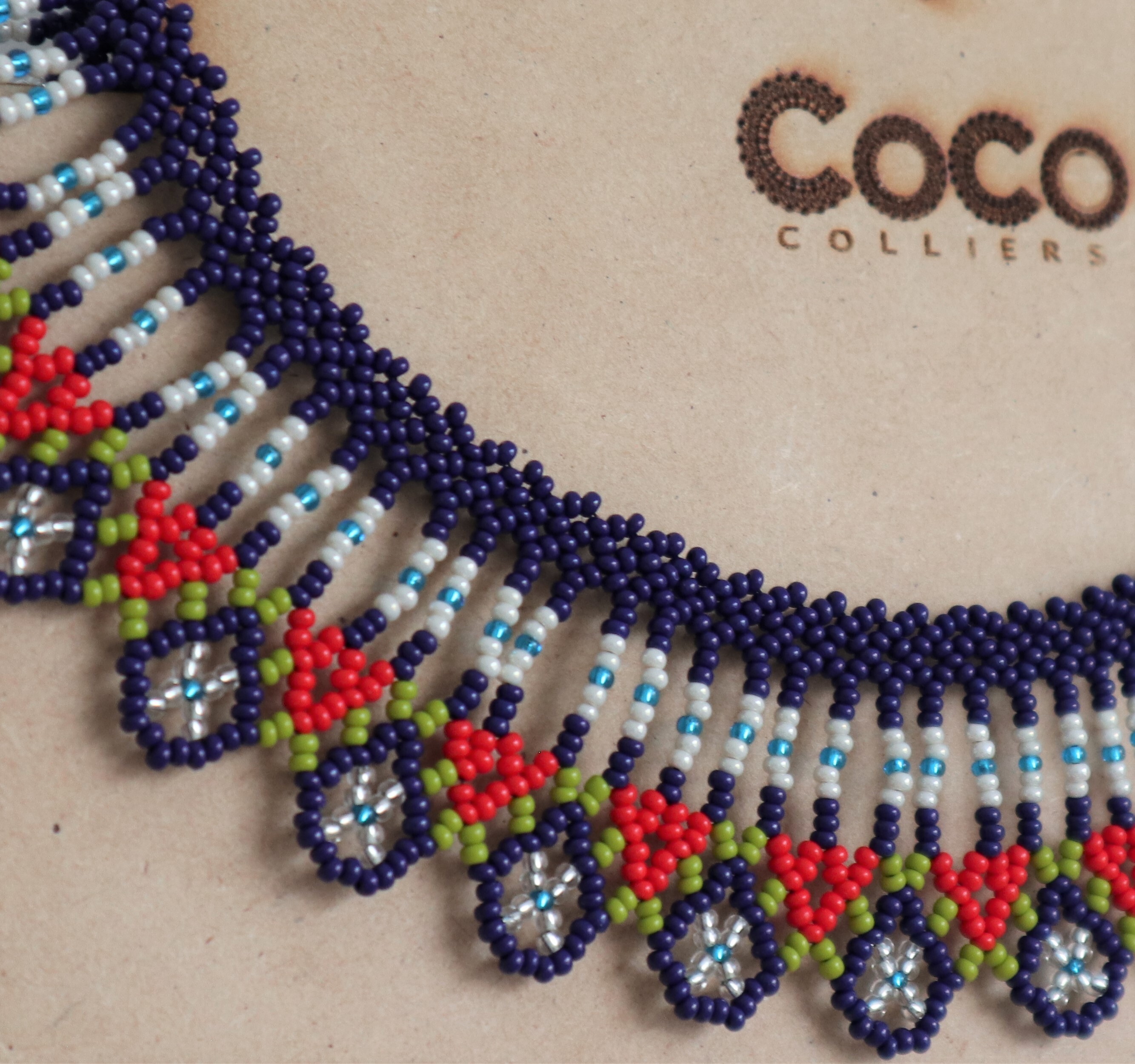 Collier multicolore