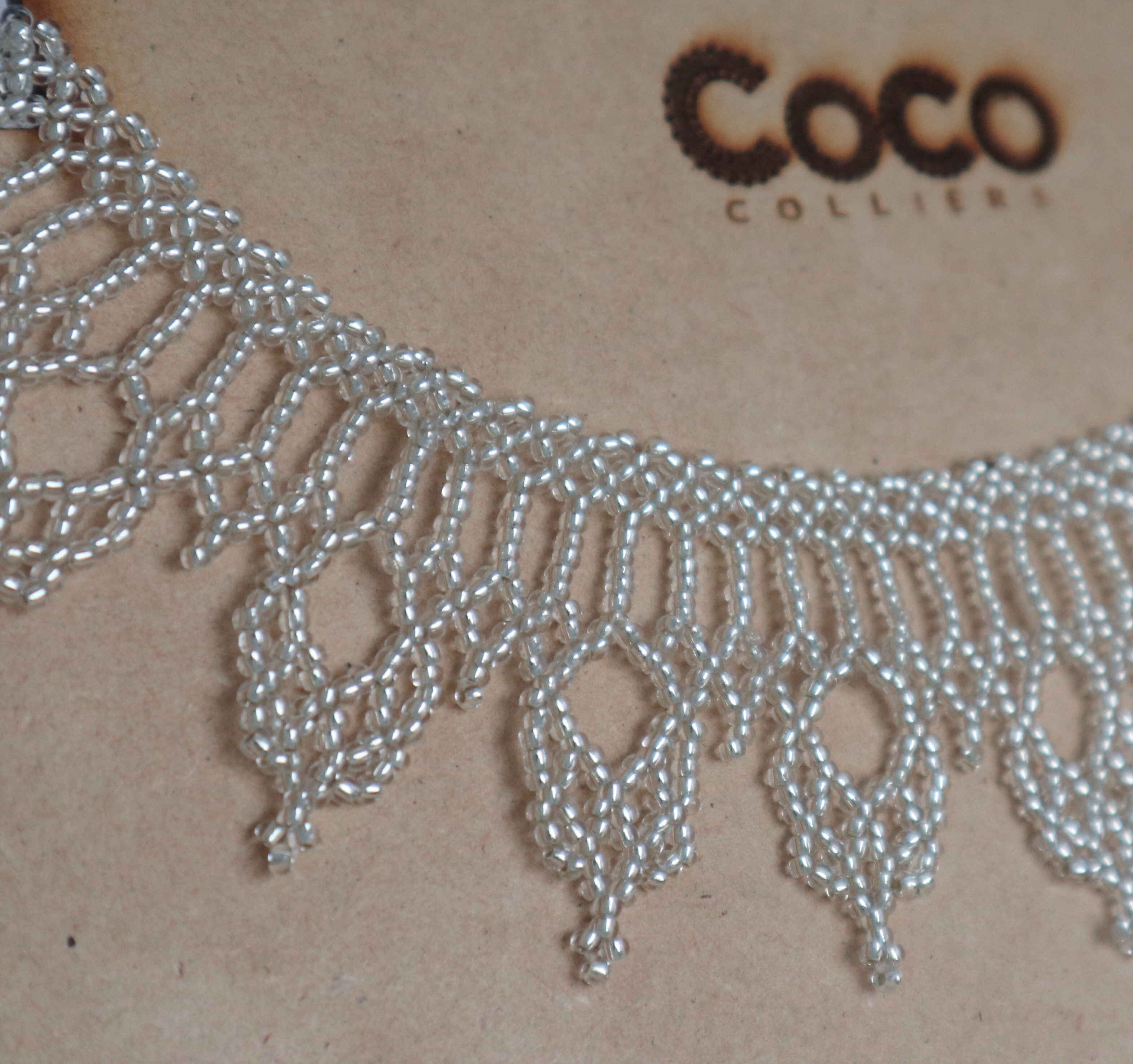 Collier couronne argentée