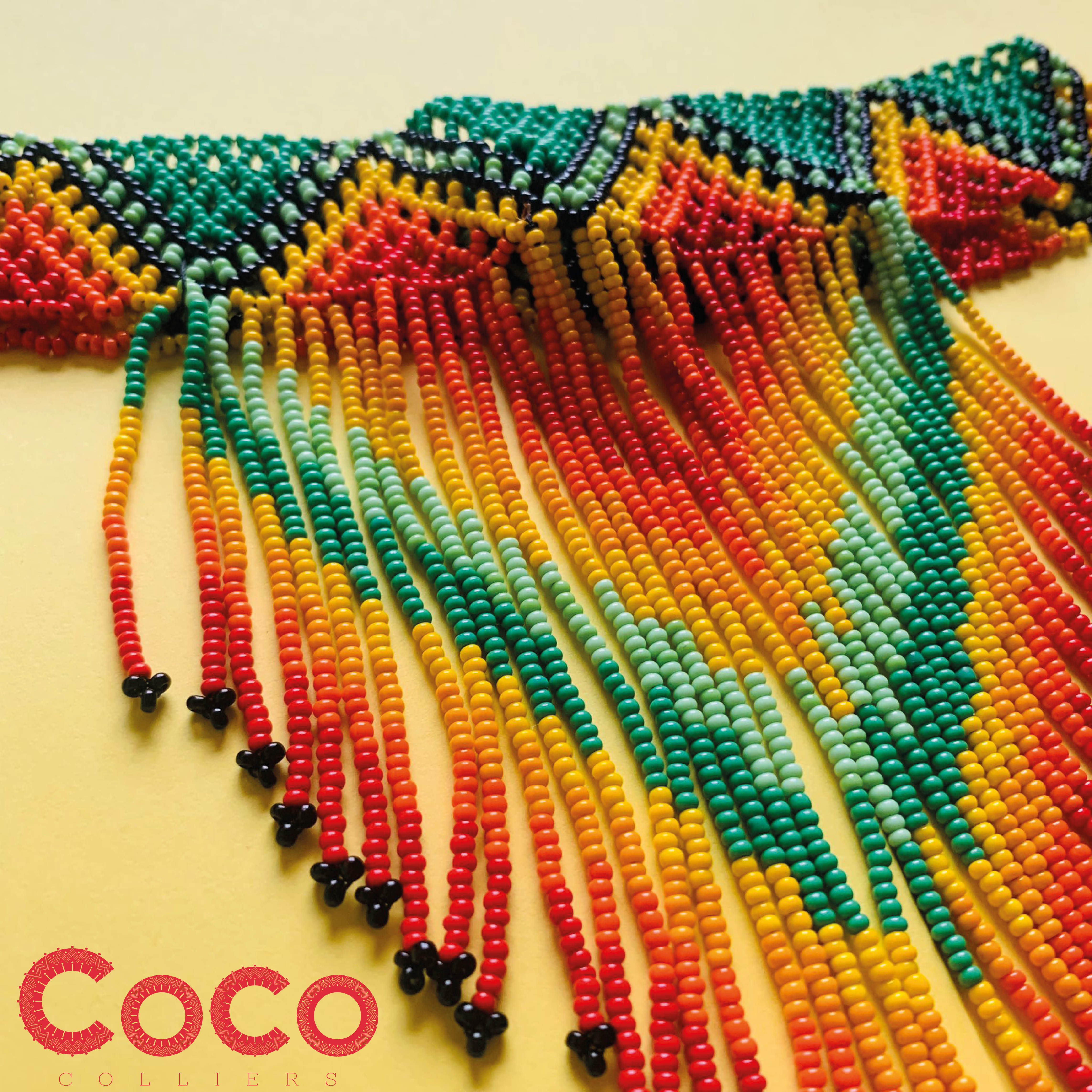 Collier choker triangle