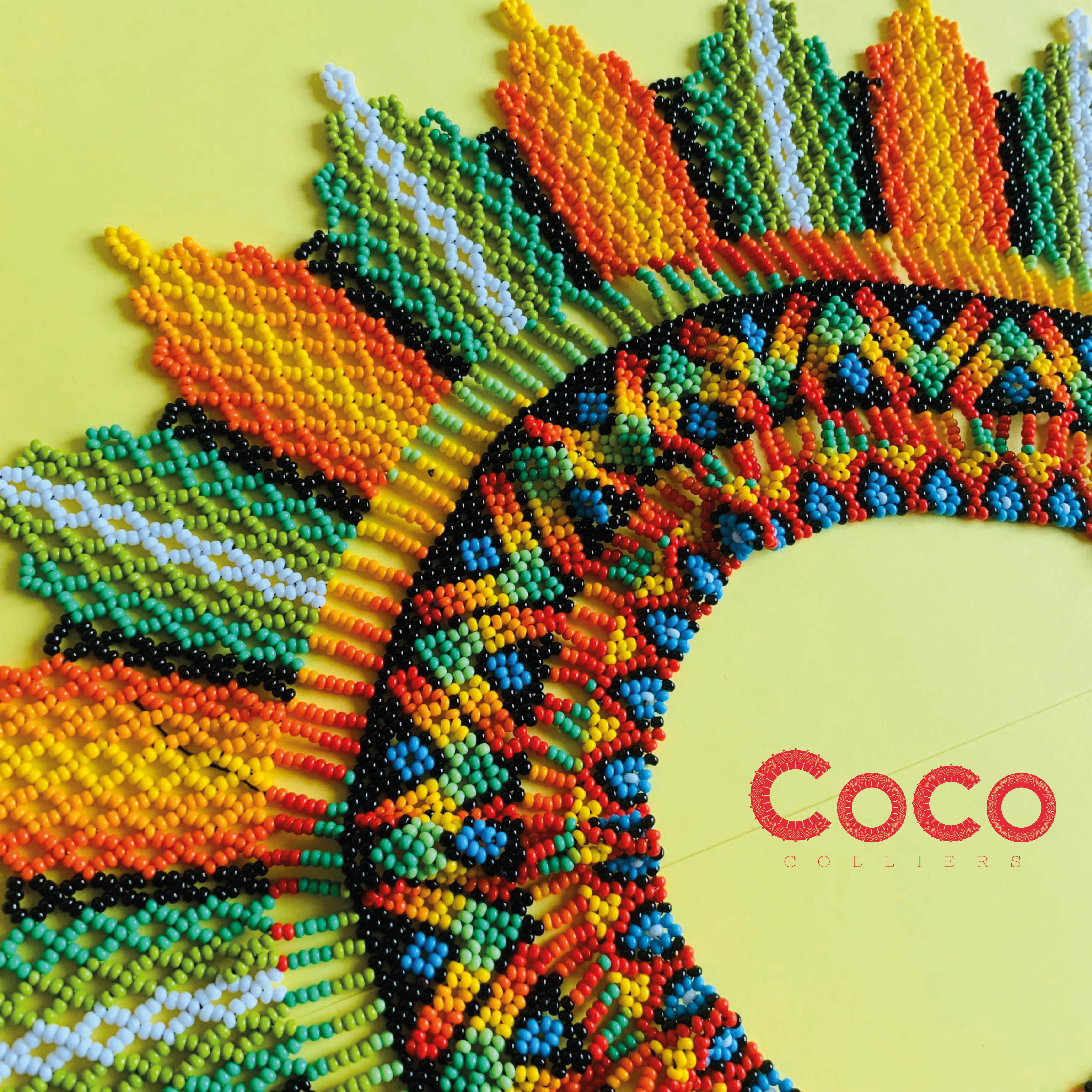 Collier couronne étoile complexe