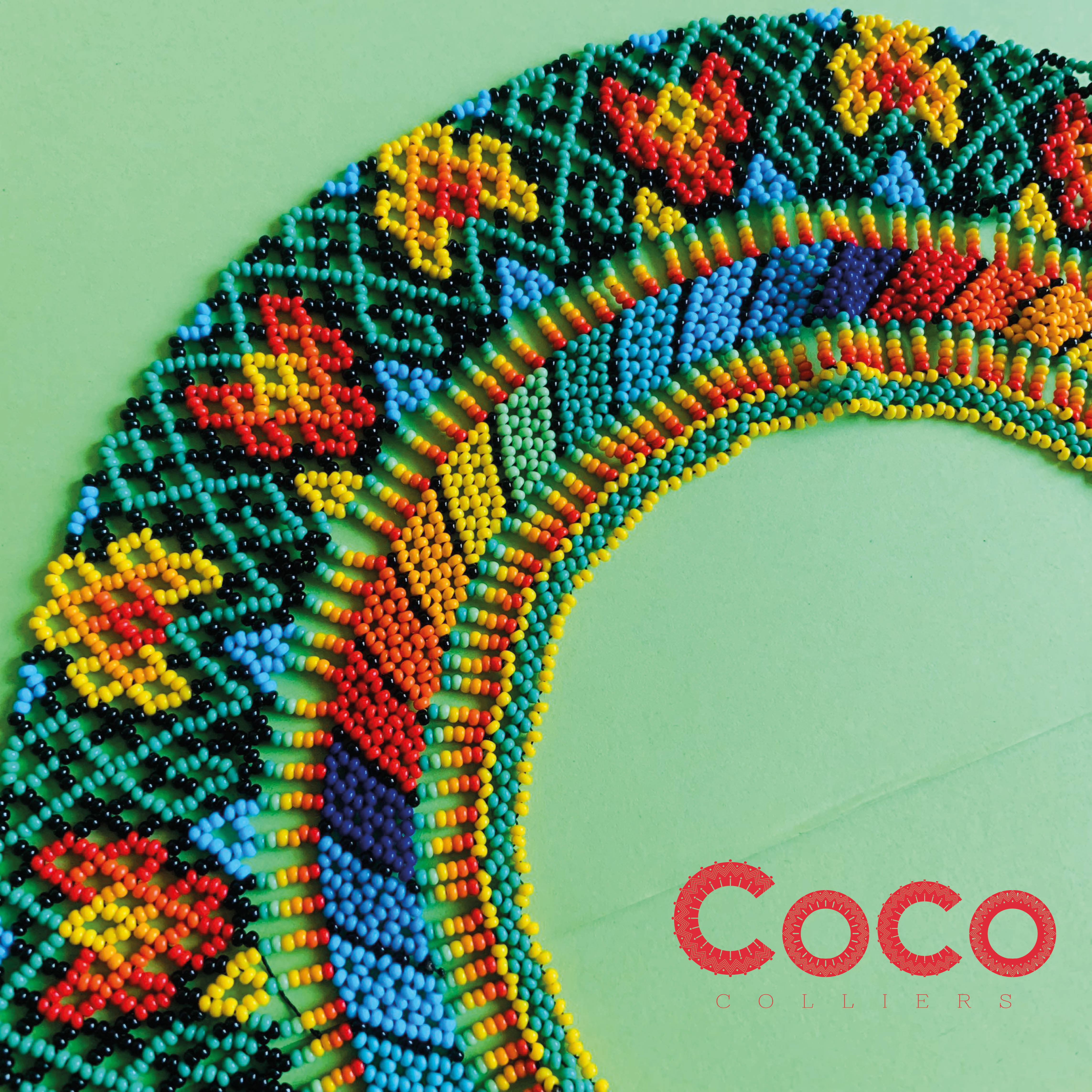 Maxi Collier couronne droite papillon