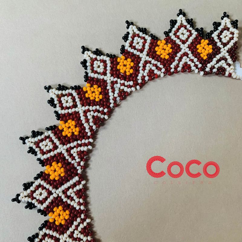 Collier couronne étoilée