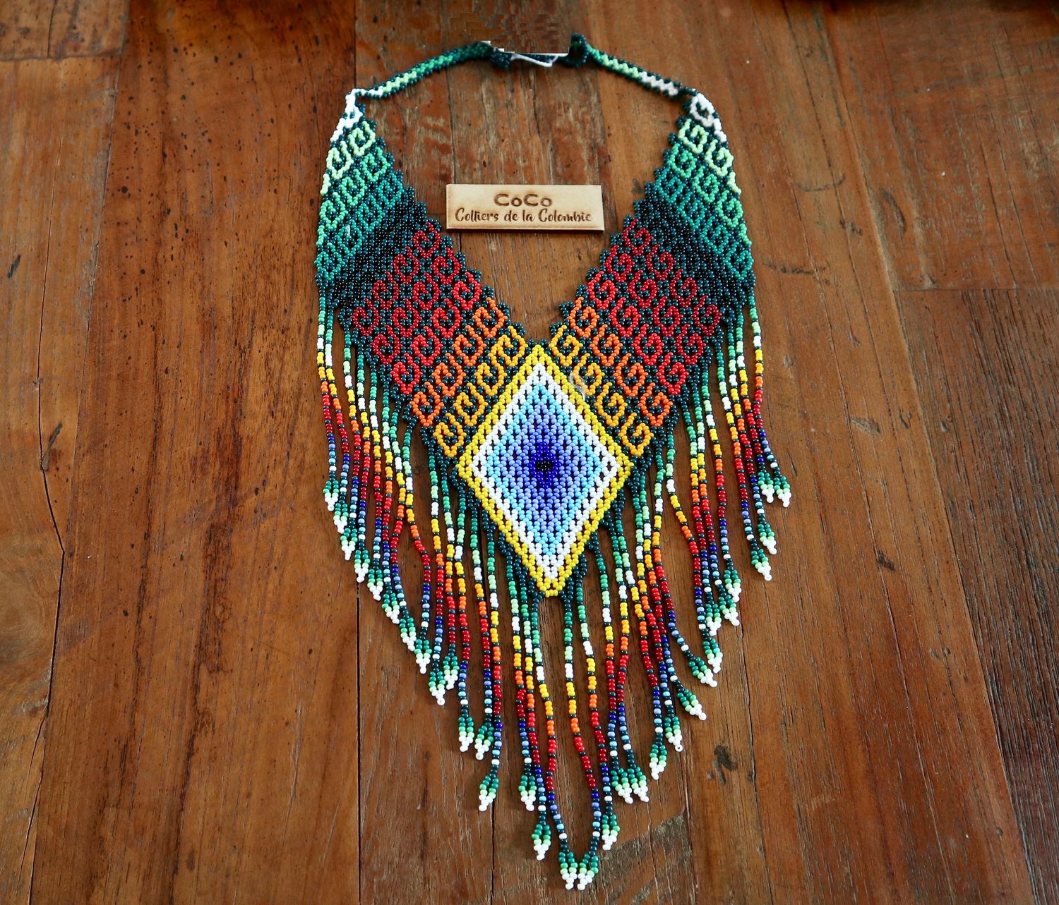 Collier Yakonon