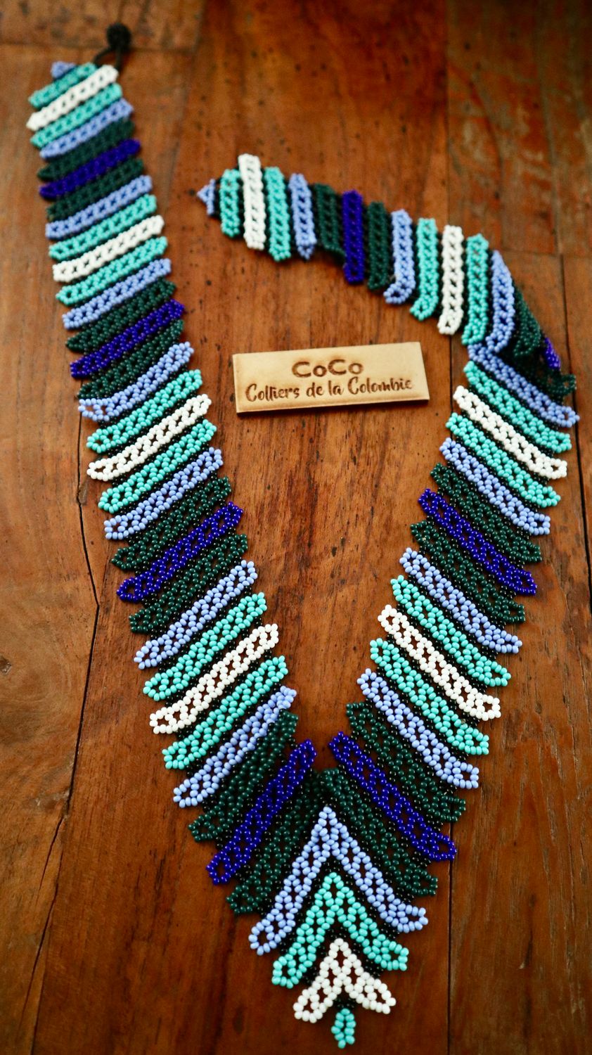 Collier Droit