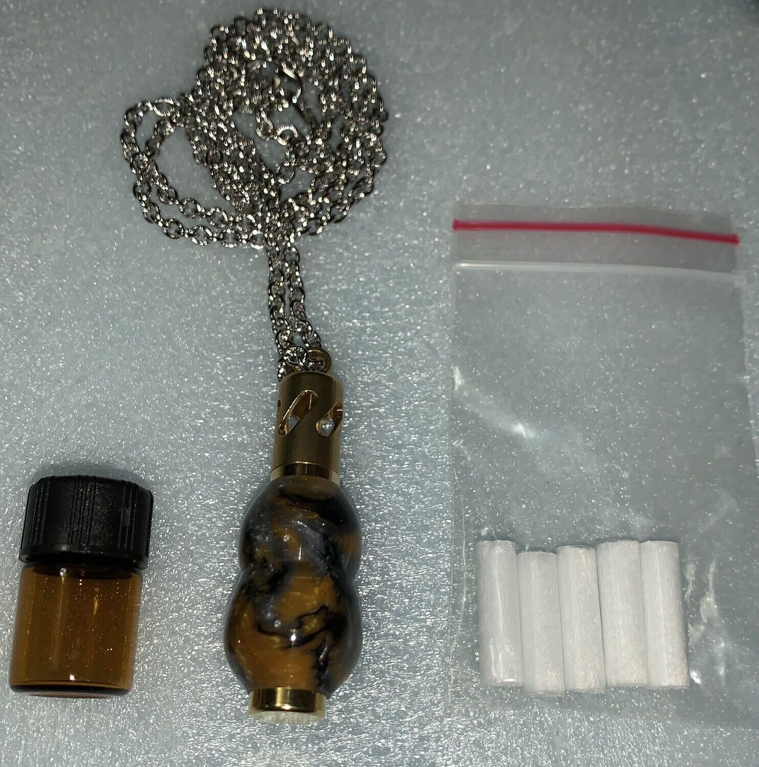 Aromatherapy Necklace - Brass - Liquid Metal