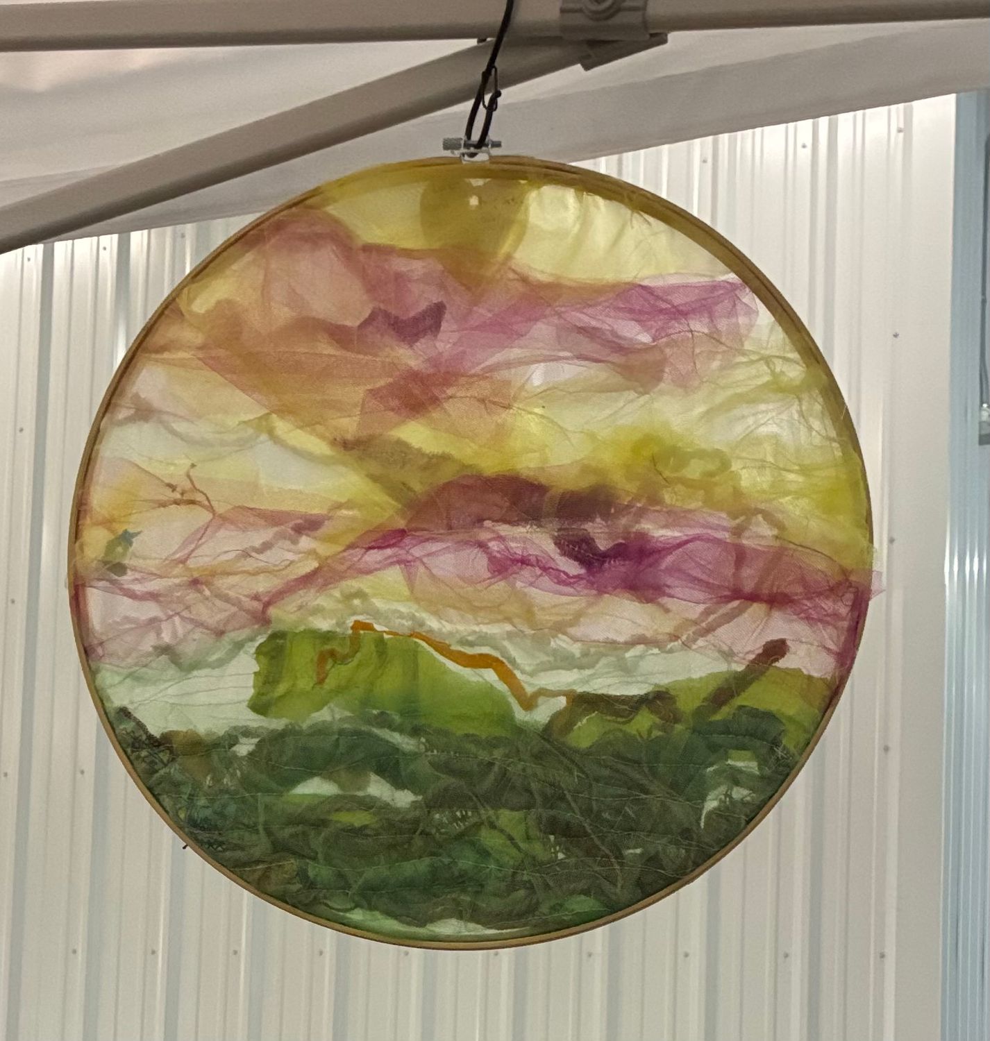 Free-Motion Wall/Window Hangings