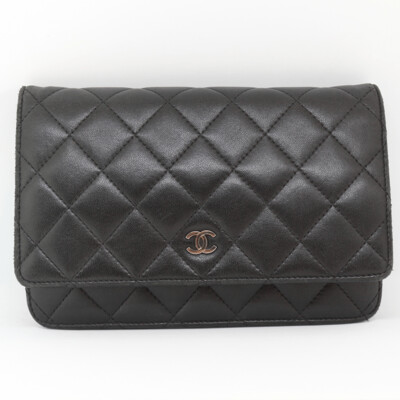Chanel Wallet on Chain black