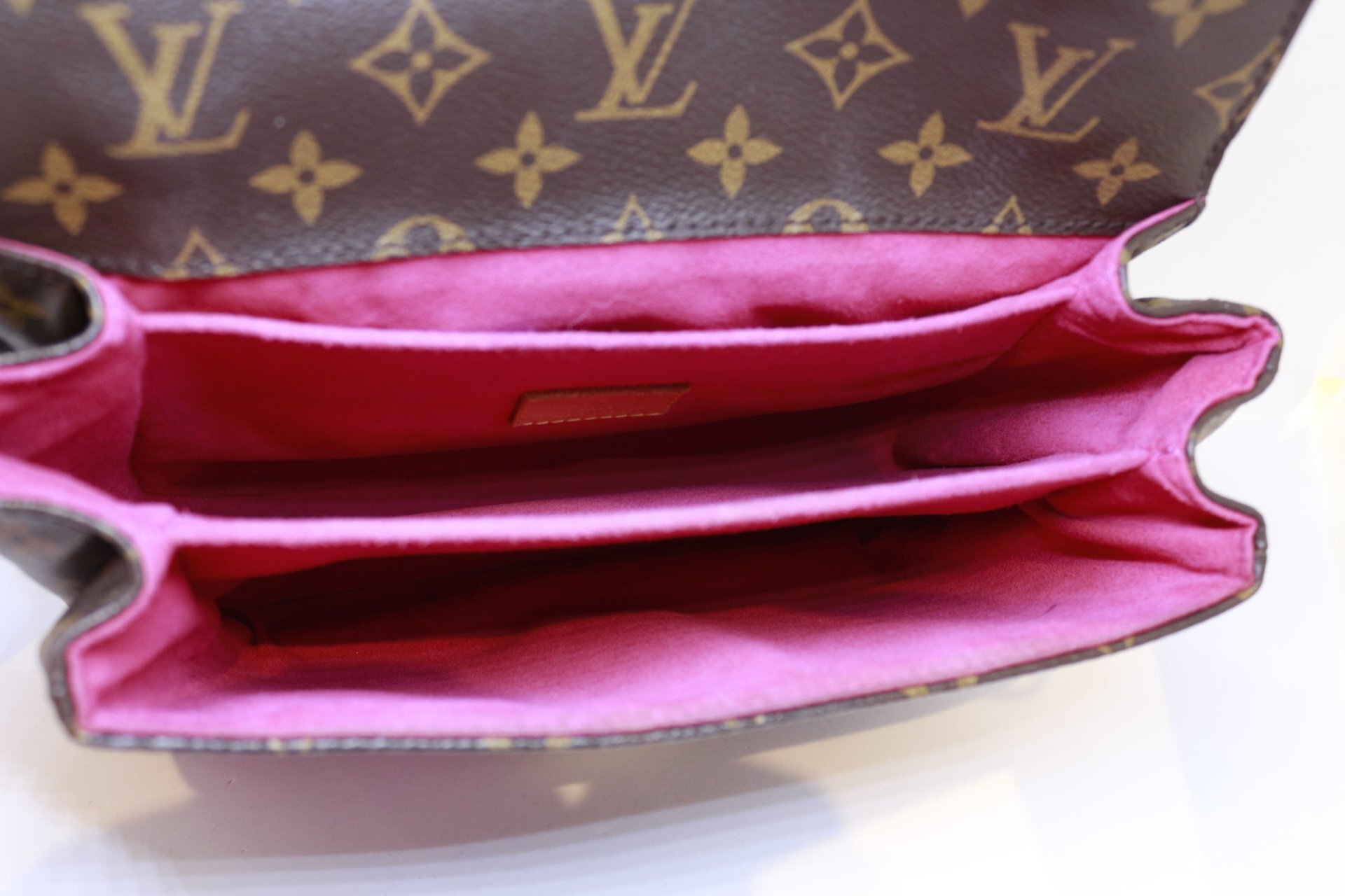 Louis Vuitton Pochette Metis Limited Edition Summer 374001