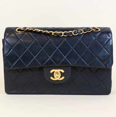 ​Chanel Classic Small Black vintage