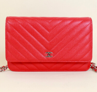 ​Chanel Wallet on Chain Caviar Red