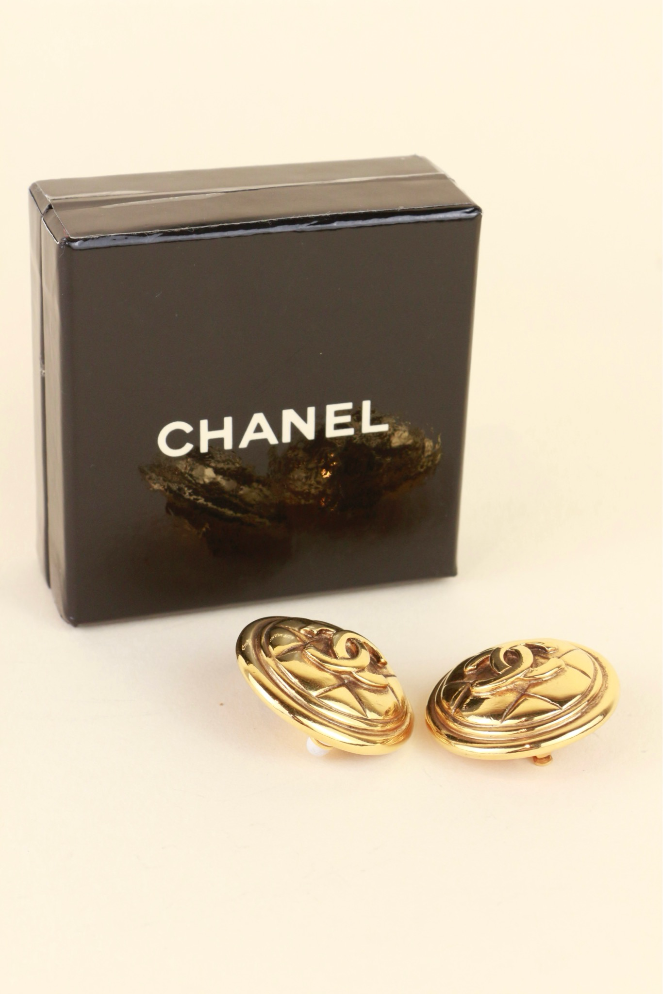 Chanel clip-on earrings