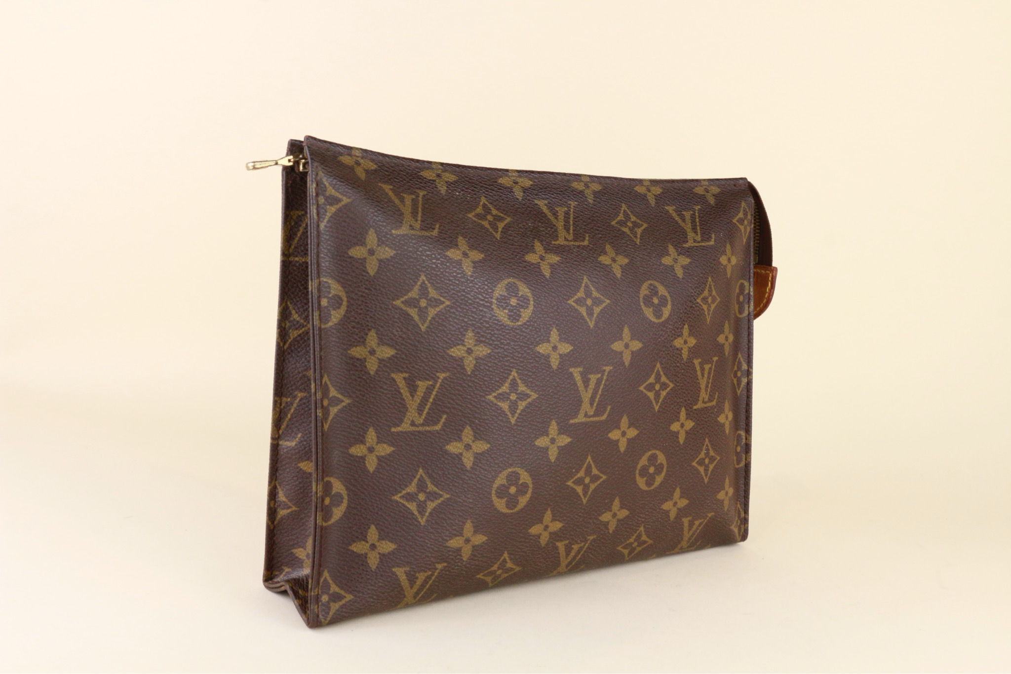 Louis Vuitton Toiletry Pouch 26