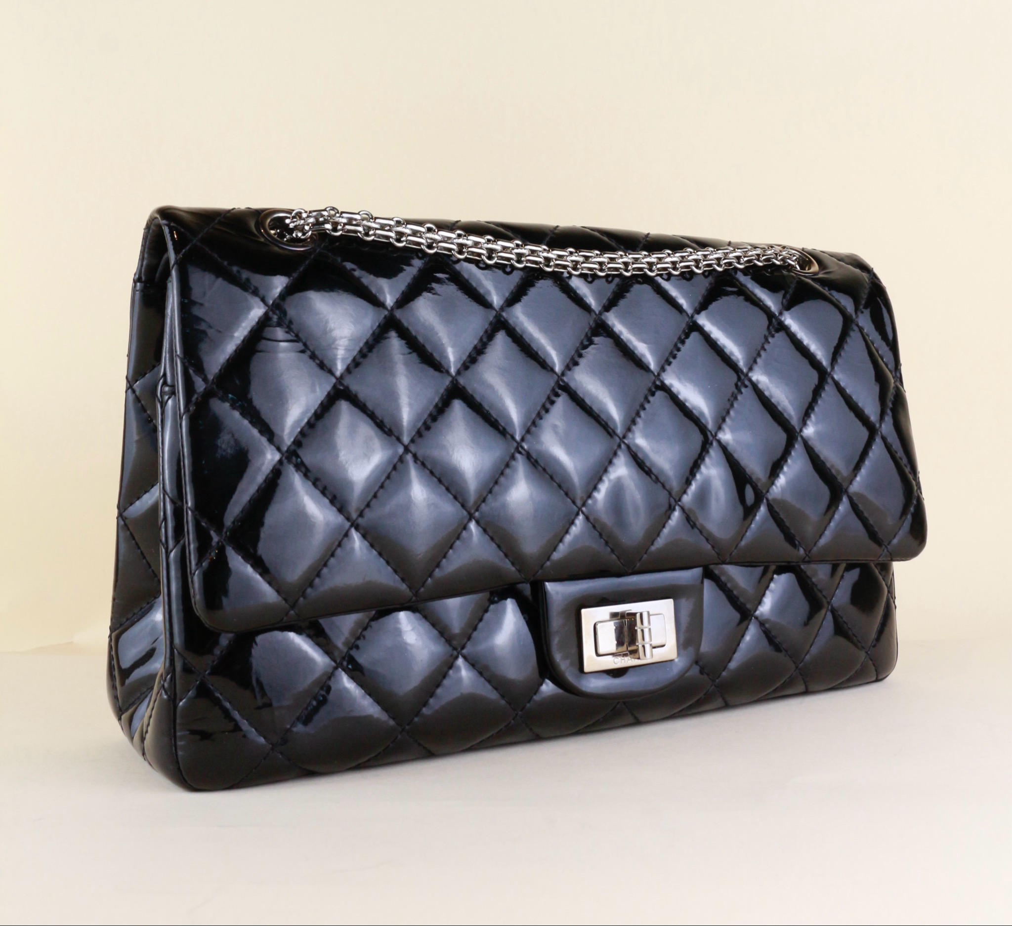 Chanel Jumbo Double Flap Reissue Black patent