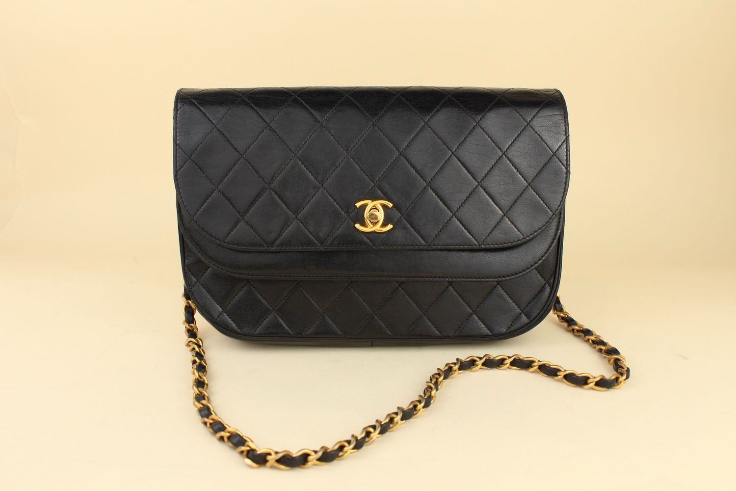 Chanel Accordion Vintage