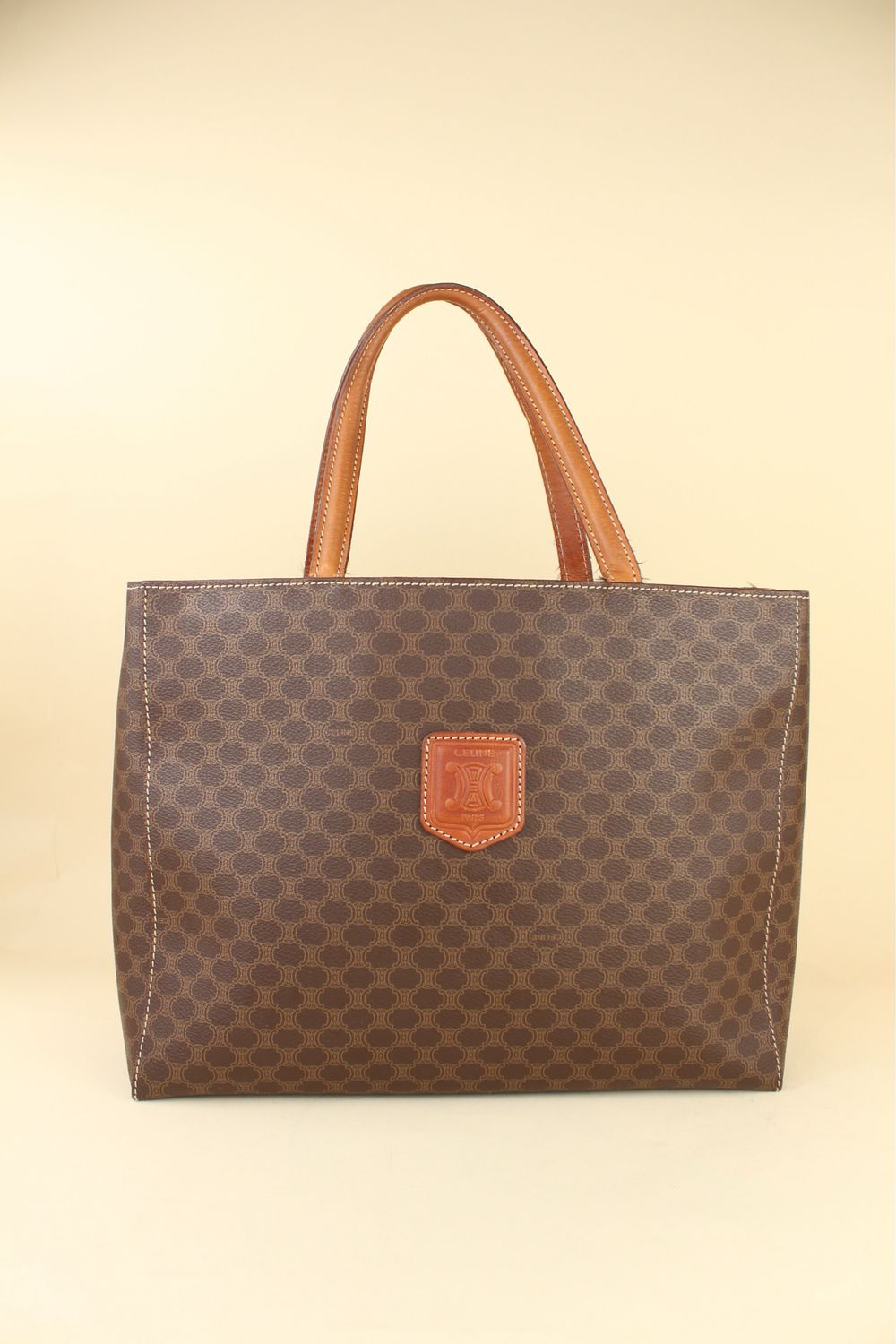 ​Celine Shopper Triomph logo