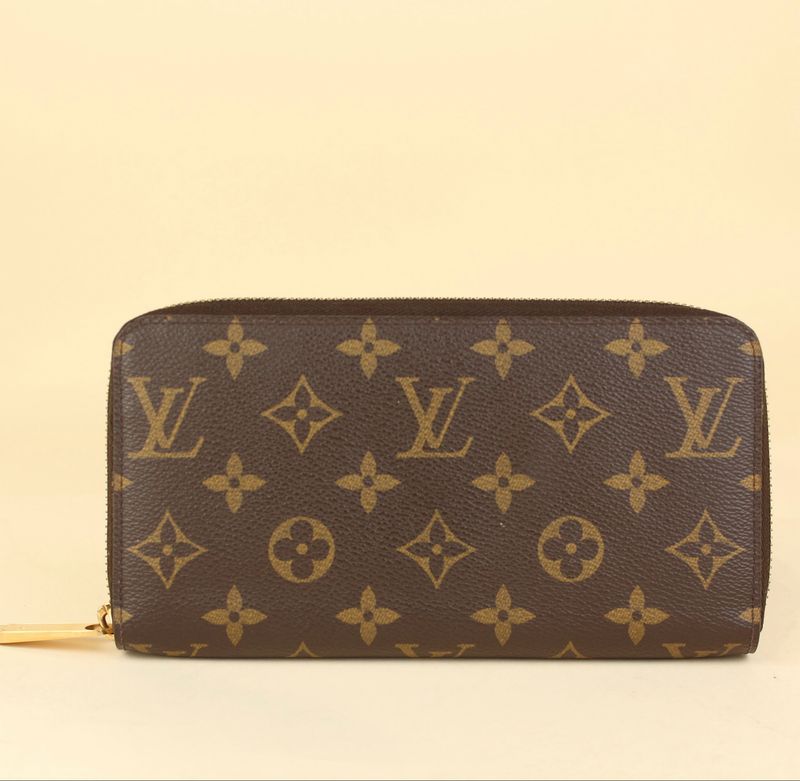 Louis Vuitton Long Zippy Wallet