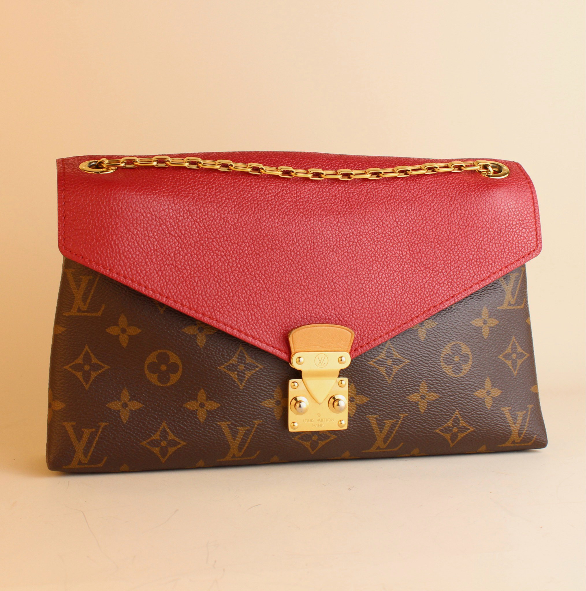 Pallas Monogram Red Flap
