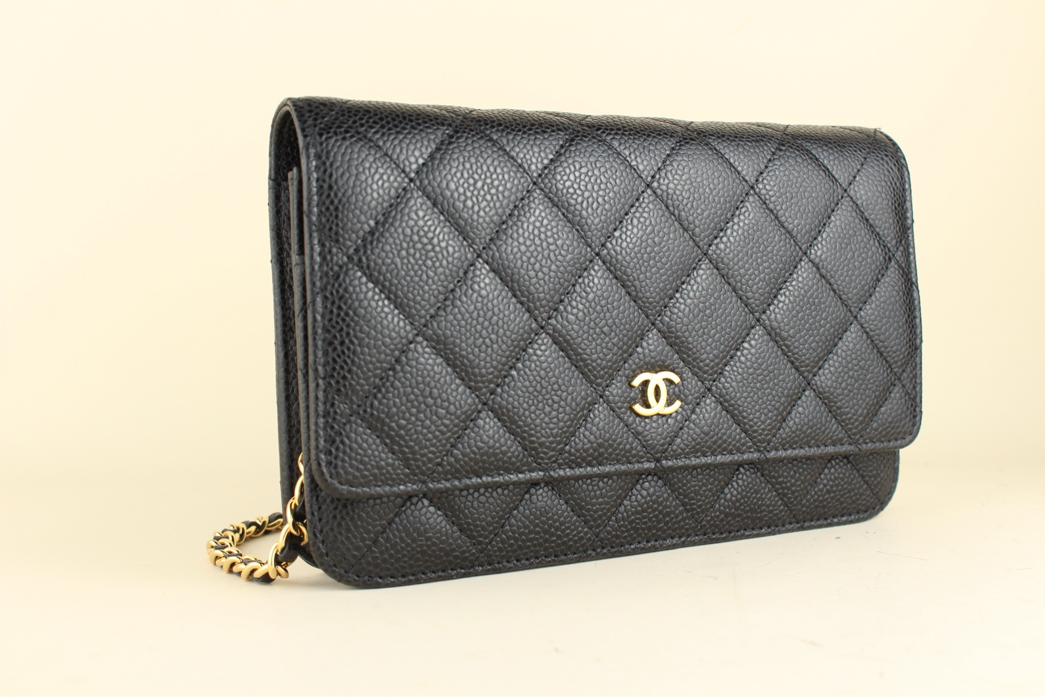 Chanel wallet on chain caviar