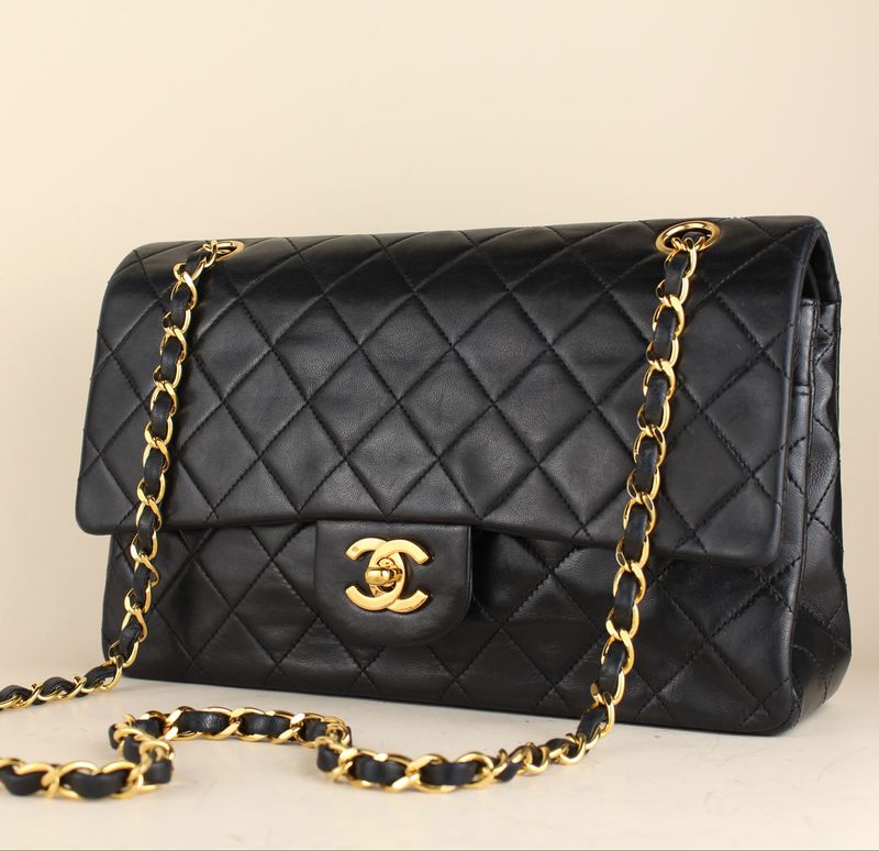 Chanel Classic Medium
