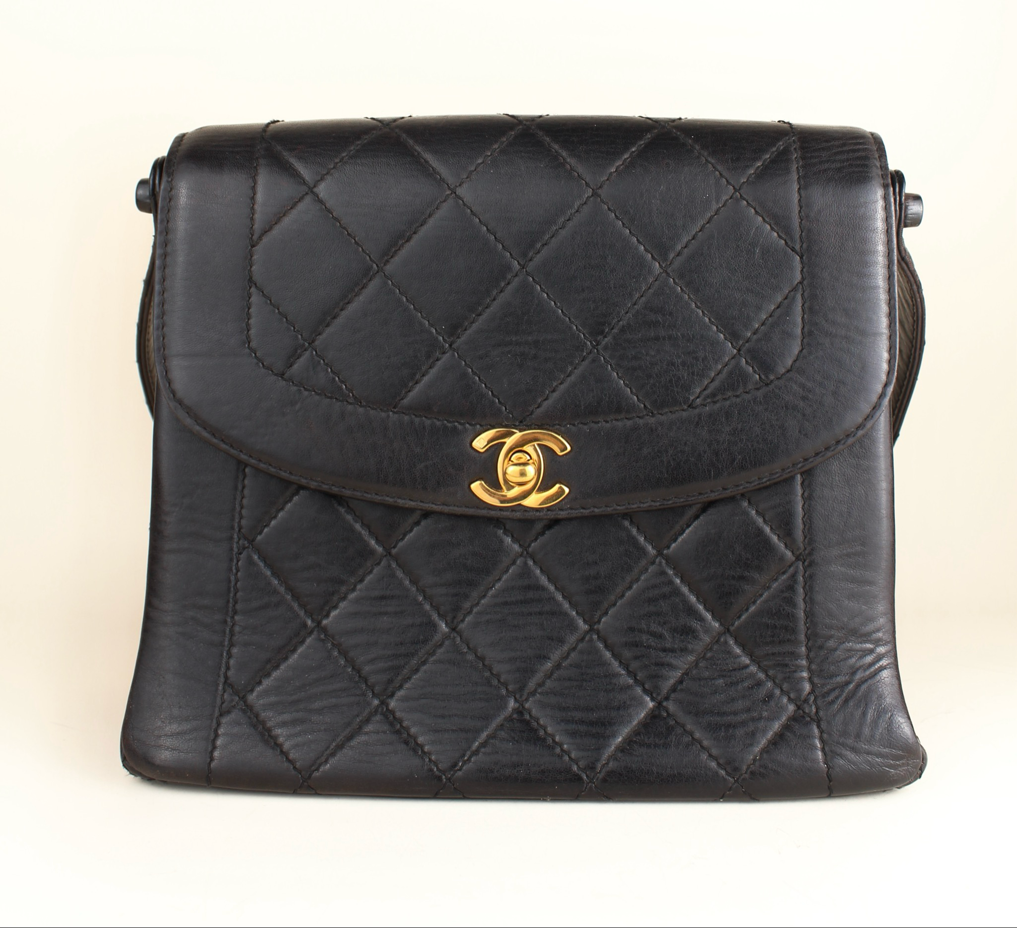 Chanel Seasonal Vintage Shoulder bag