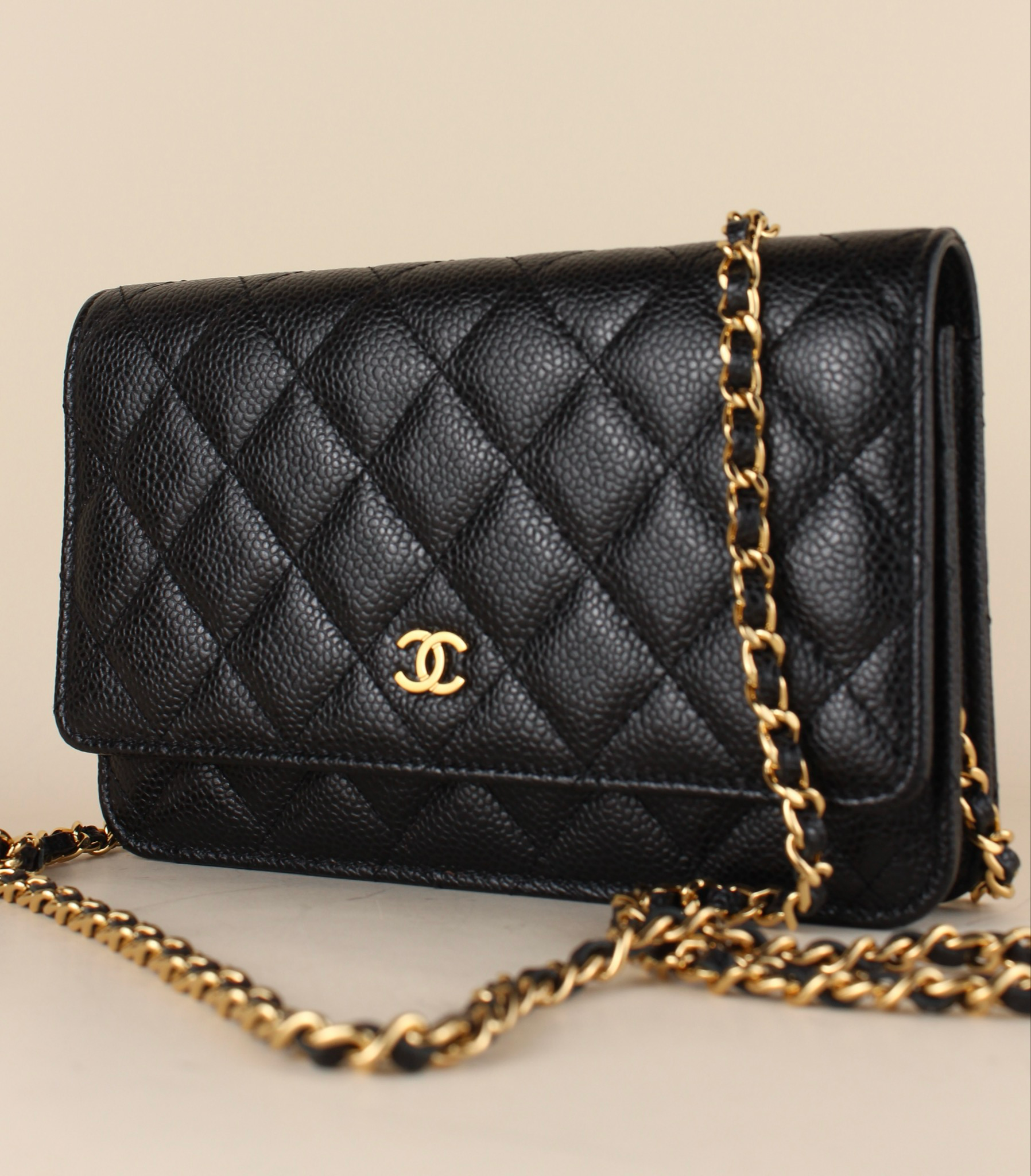 Chanel Wallet on Chain