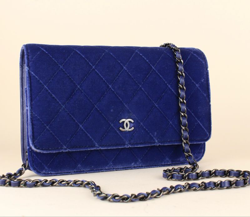 Chanel Wallet on Chain Blue velvet
