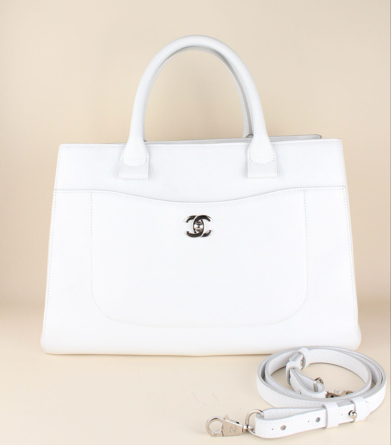 Chanel shopping tote white caviar Chanel shopping tote white caviar