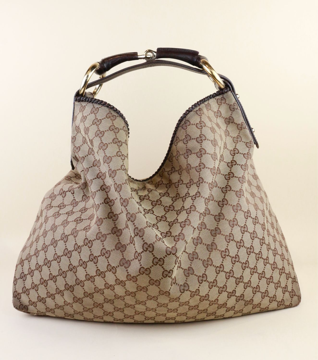 Gucci Supreme GG Shoulder Bag