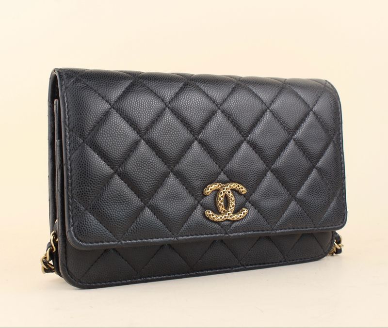 ​Chanel Wallet on Chain