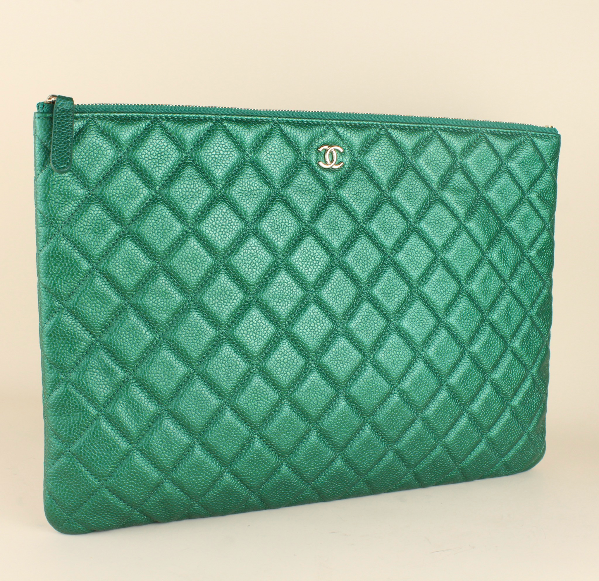 Chanel o-pocket Emerald Green