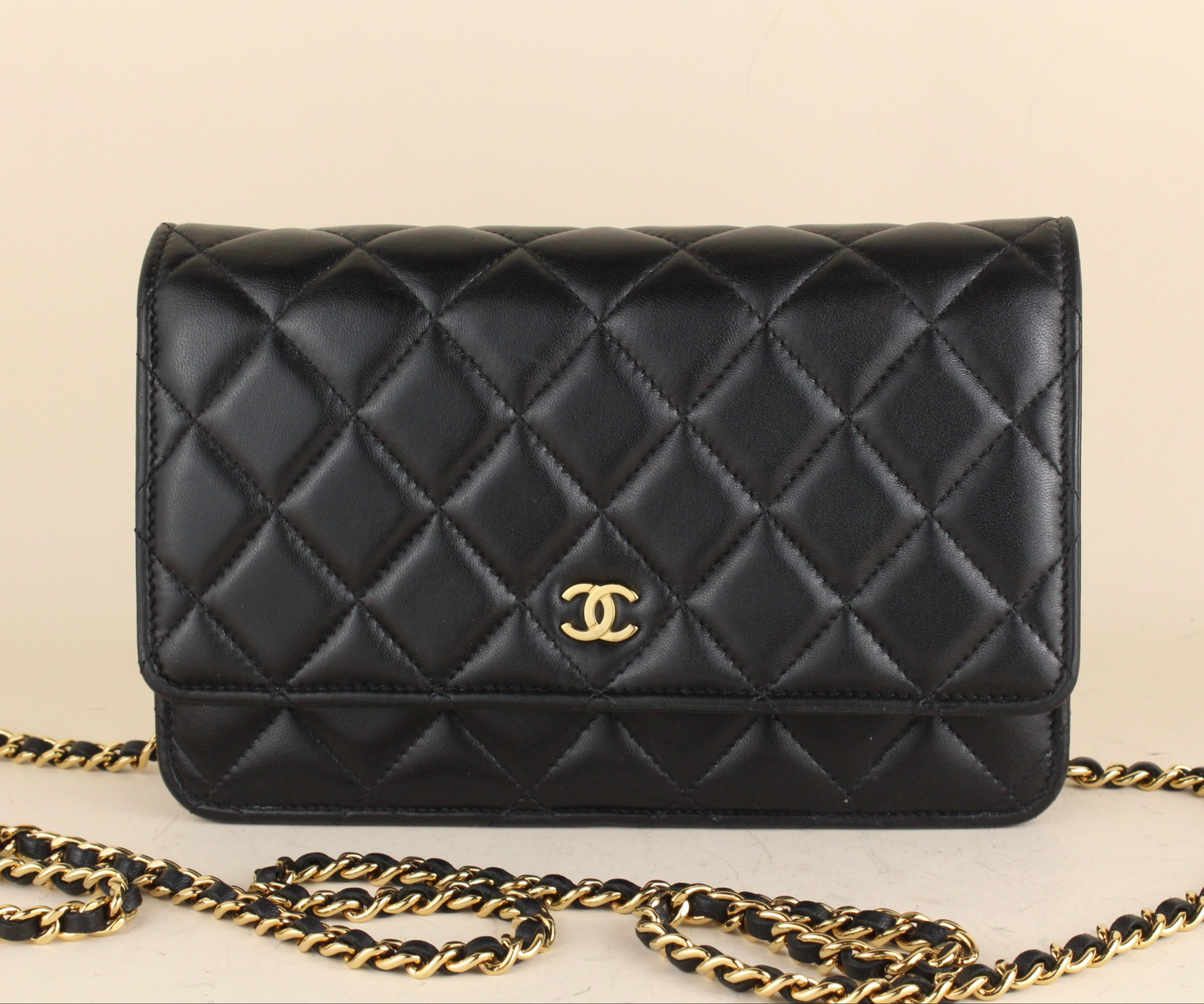 Chanel Wallet on Chain