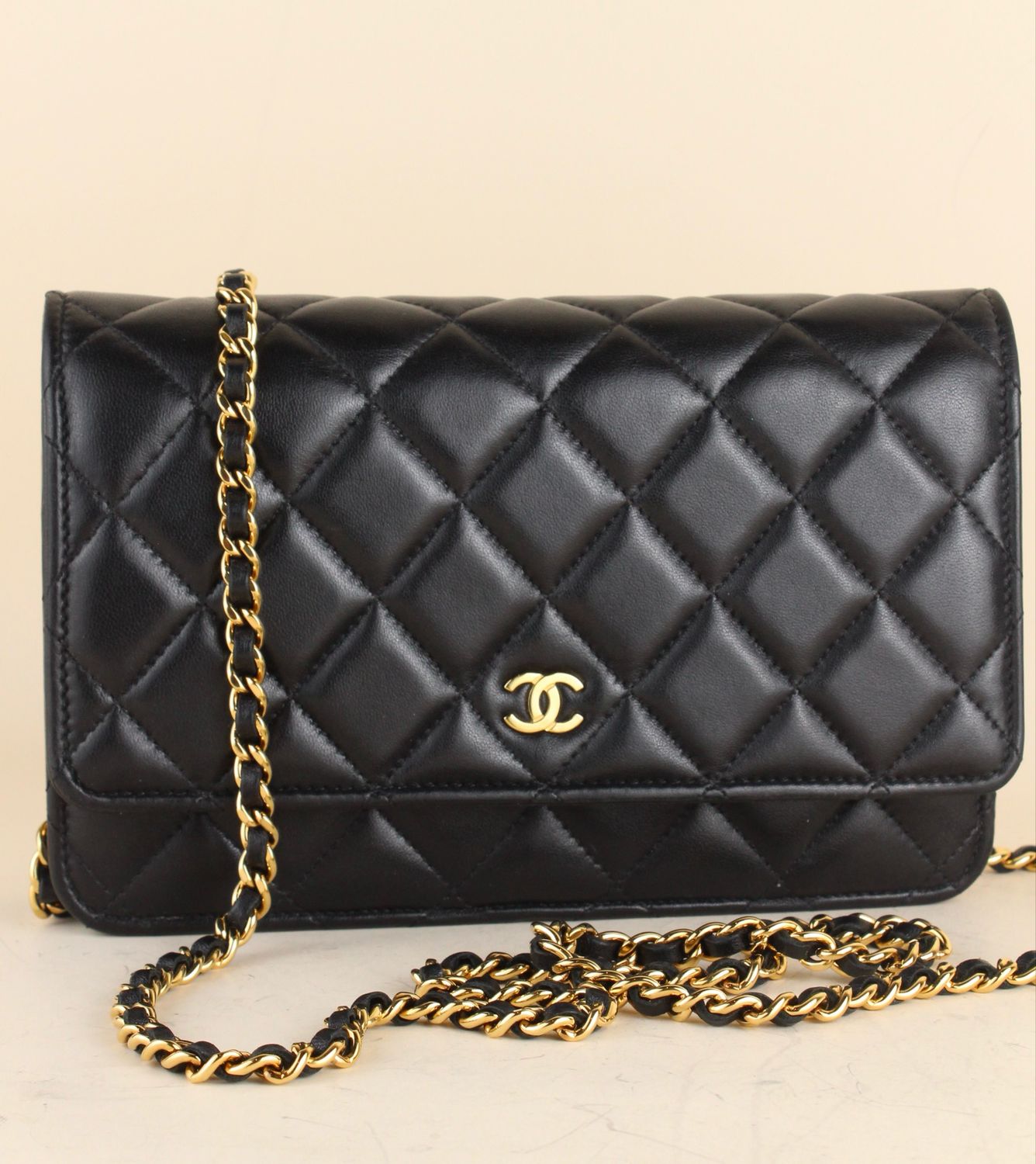 Chanel Wallet on Chain