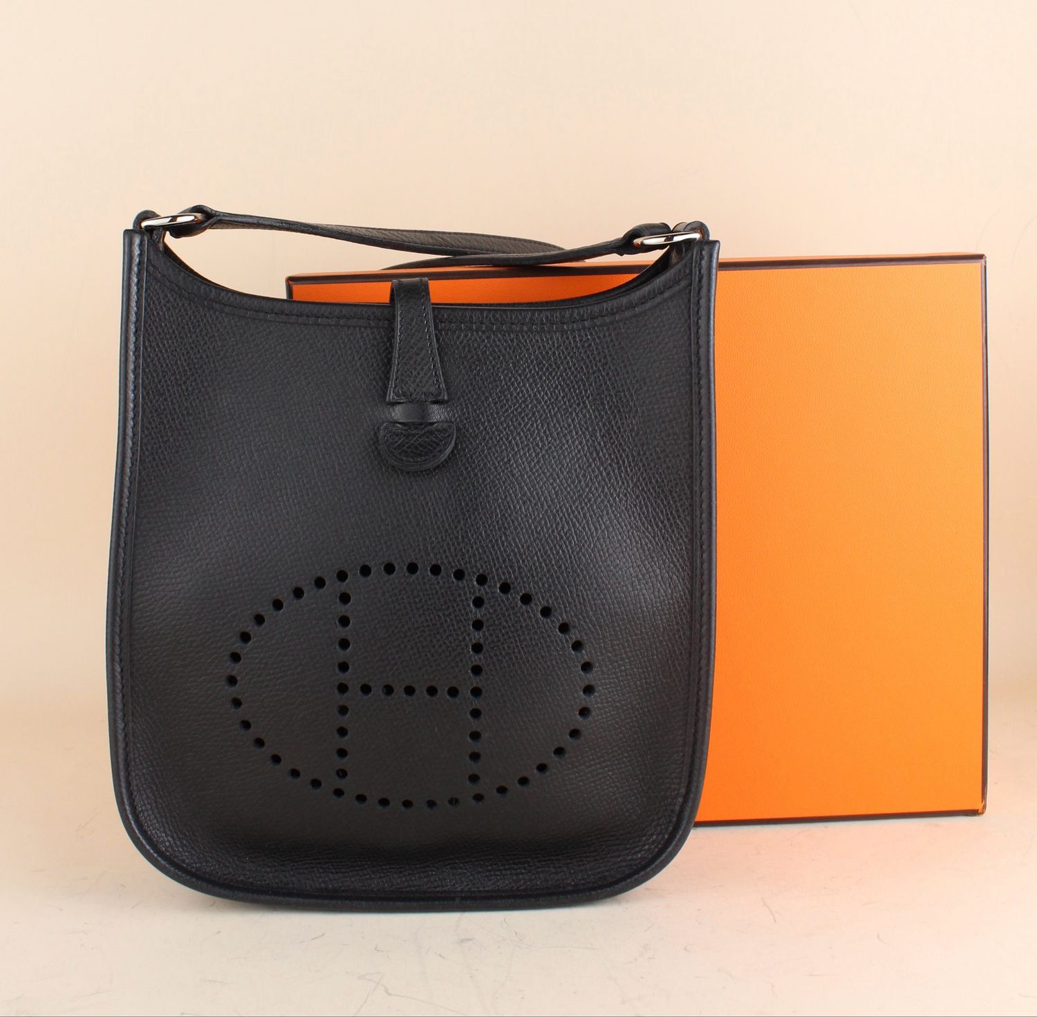 Hermès Evelyne Mini 16