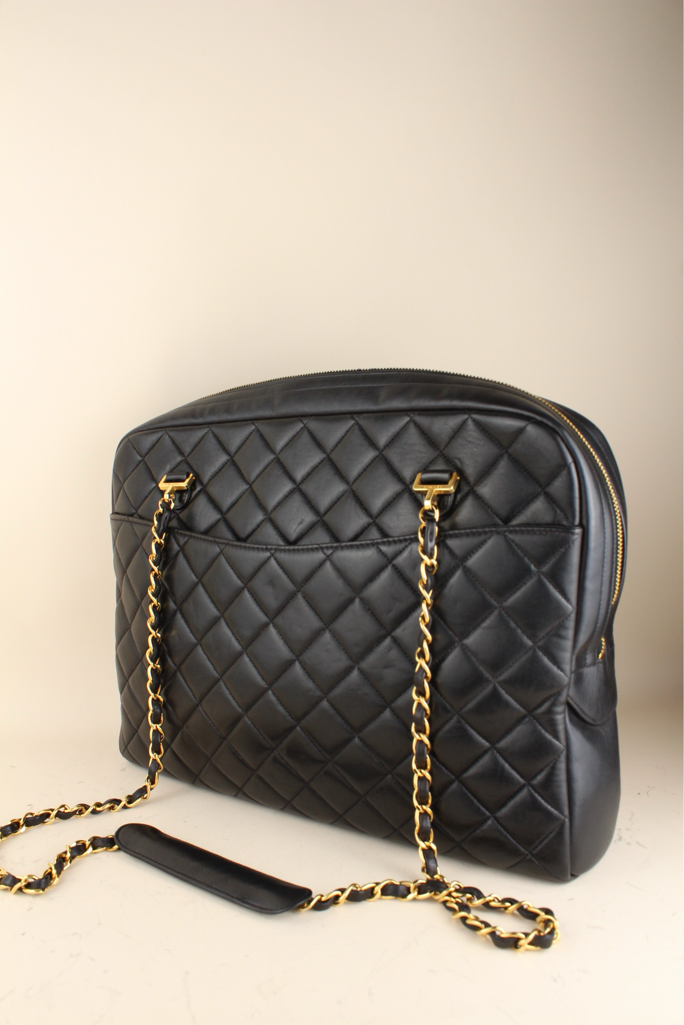 Chanel Shopper
